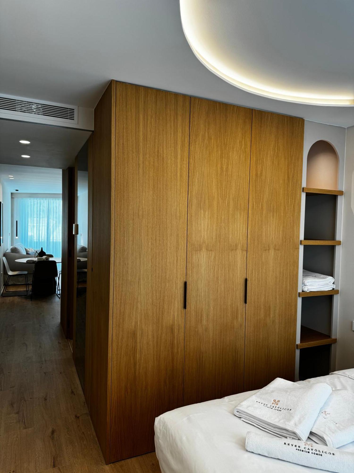 Reyes Catolicos Premium Beach, Playa Urbanova, Alicante Bagian luar foto